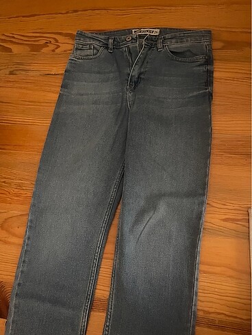 Mom jeans