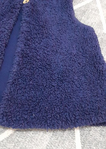 Mavi Kürklü Kız Çocuk Yelek - Görsel 3