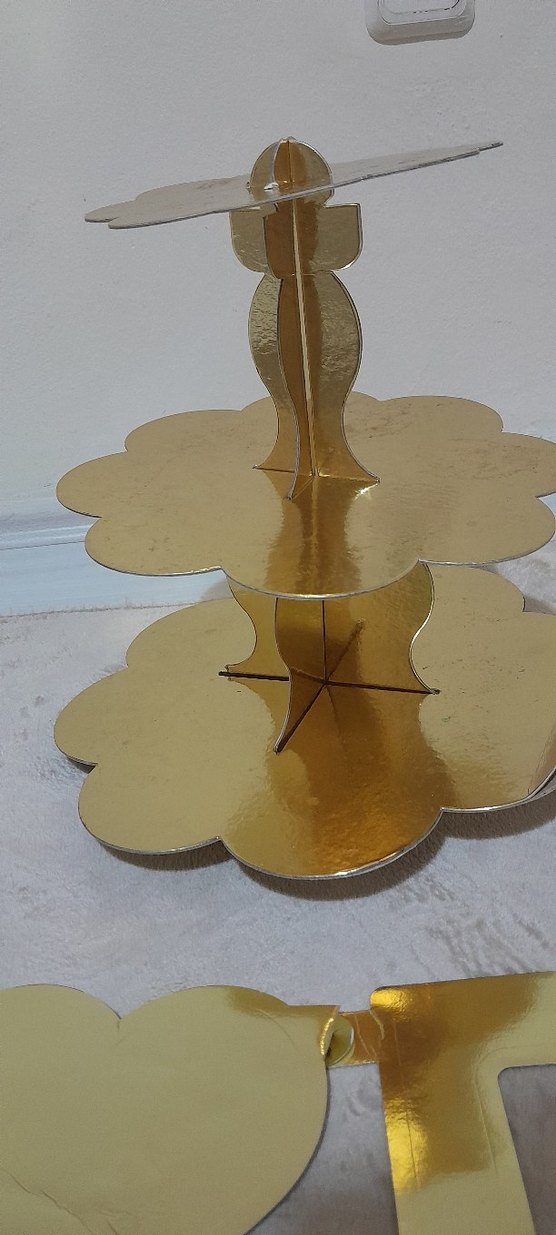 Parlak Altın Parti Süsleri - Görsel 3