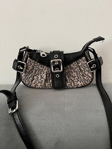 Stradivarius çanta