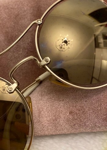 Miu Miu güneş gözlüğü - Görsel 7