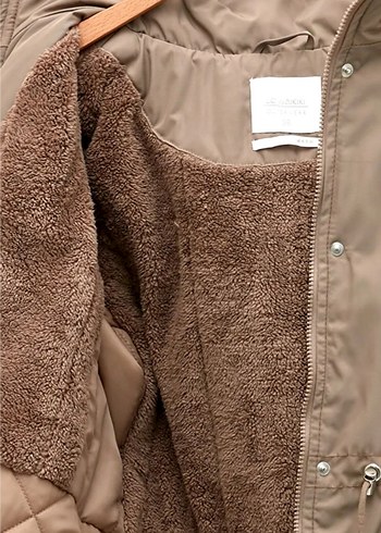 Bej Kadın Suni Kürk Detaylı Rahat Mont - Görsel 4