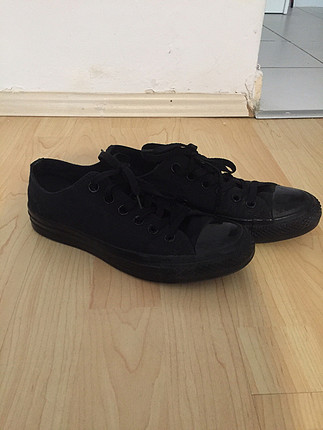 37 Beden siyah Renk Converse spor ayakkabı