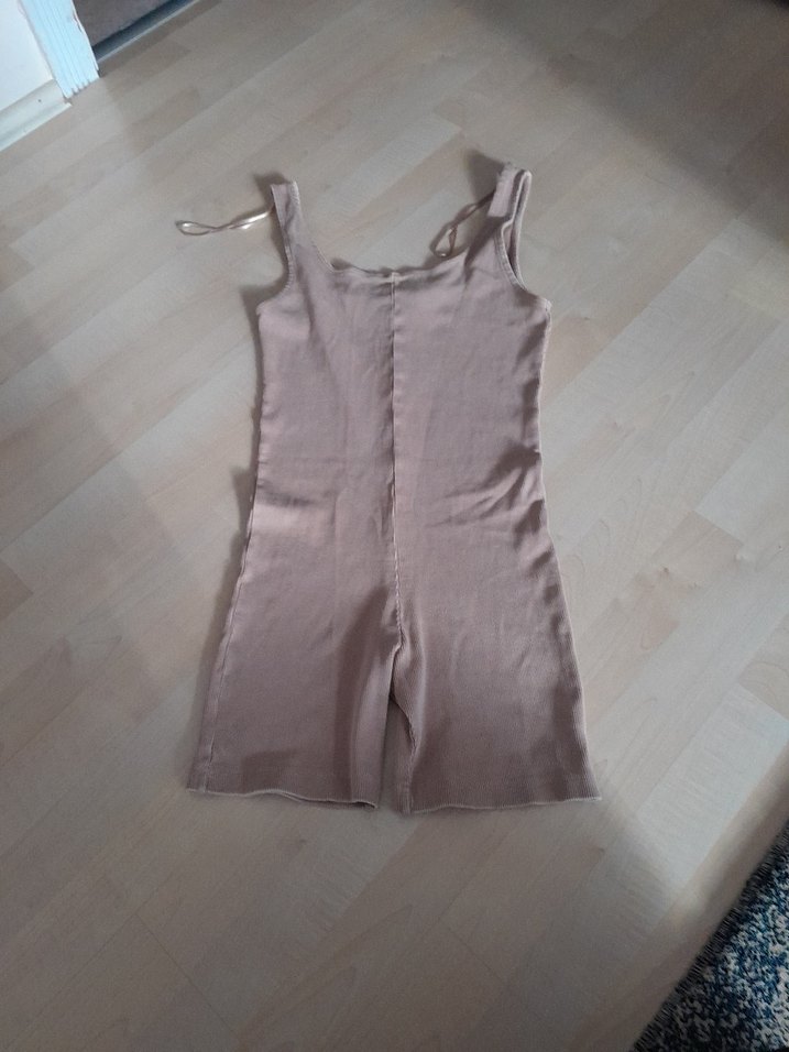 Zara şortlu tulum - Görsel 2