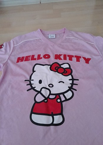 Hello kity bershka tişört forma - Görsel 3