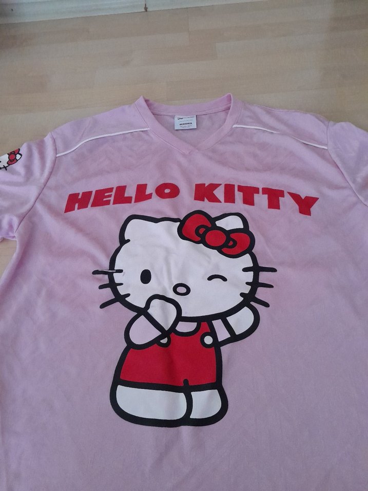 Hello kity bershka tişört forma - Görsel 3