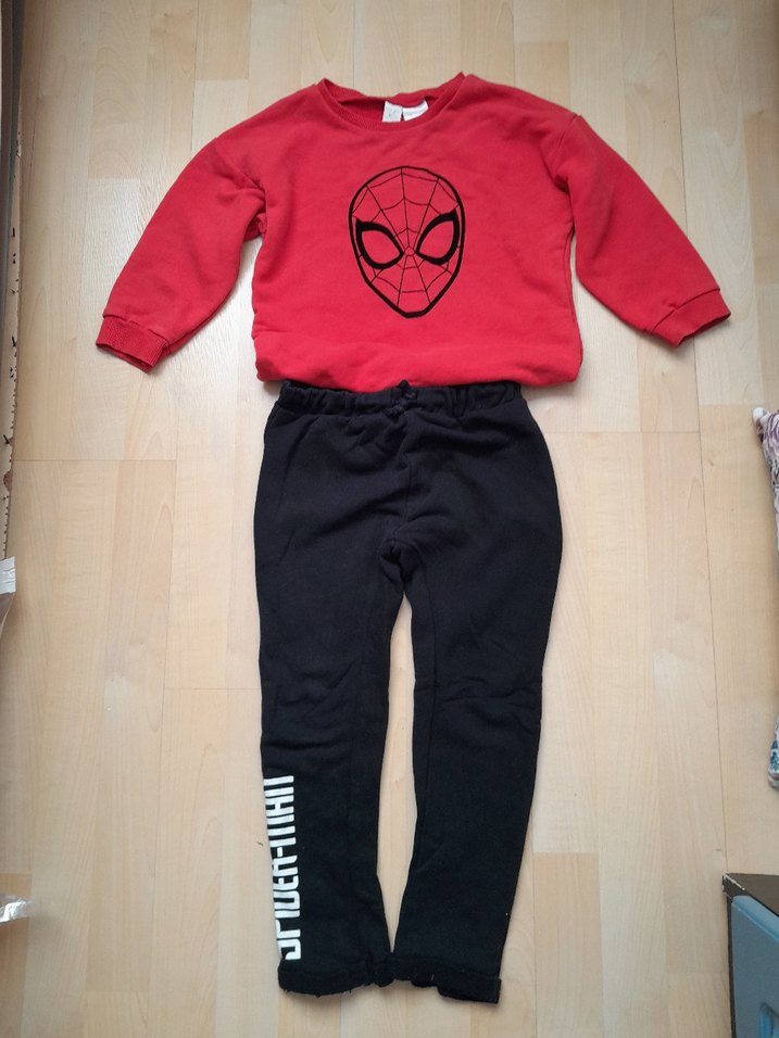 Erkek Çocuk Kırmızı Baskılı Sweatshirt ve Siyah Eşofman - Görsel 2