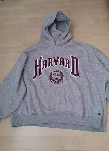 s Beden Bershka sweatshirt