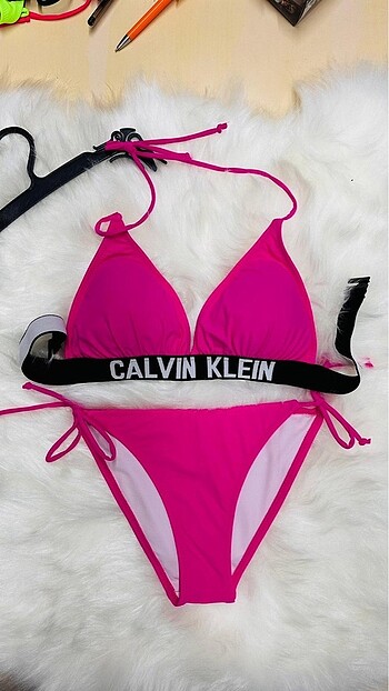 Diğer Calvin klein bikini takımı