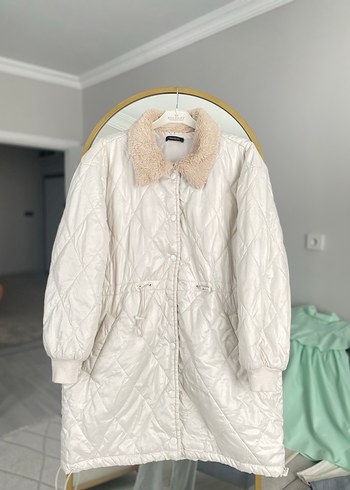 Beyaz Kürklü Kadın Kışlık Mont - Görsel 2