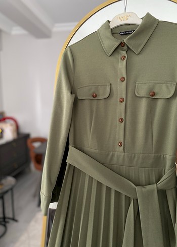 Kemerli Haki Uzun Kadın Elbise - Görsel 3