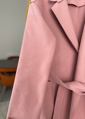 Pembe Bel Detaylı Uzun Kadın Kaban - Görsel 3