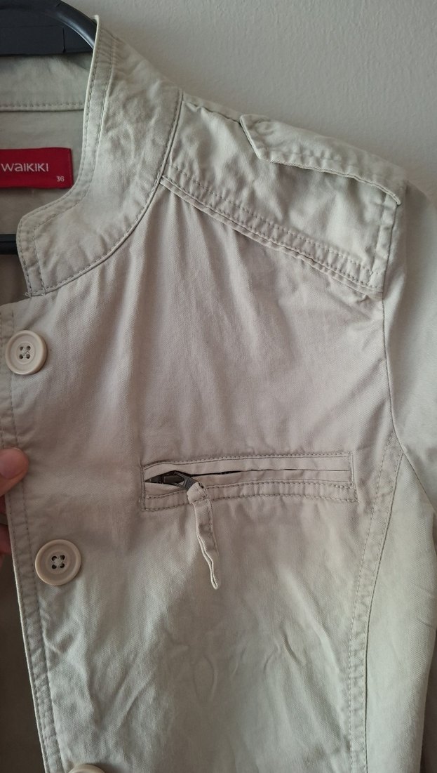 Düğmeli Bej Kadın Ceket - Görsel 4