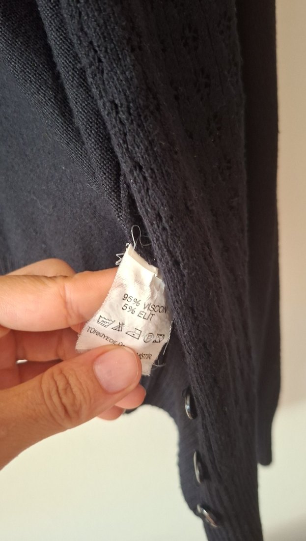 Düğmeli Siyah Midi Goth Hırka - Görsel 3