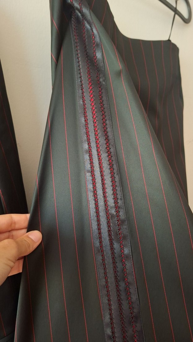 Çizgili Siyah Mini Takım Elbise - Görsel 5