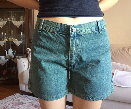 32 Beden yeşil Renk Vintage şort