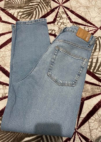 36 Beden bershka mom jean