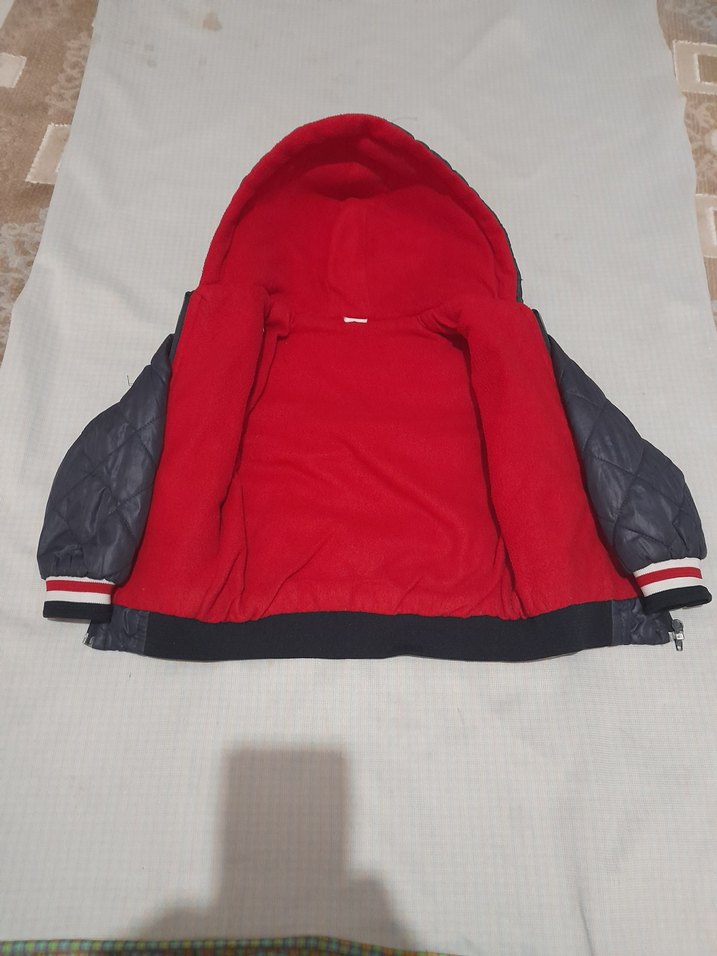 Kapüşonlu Fermuarlı 5 ,6  yaş Erkek Çocuk Mont - Görsel 4