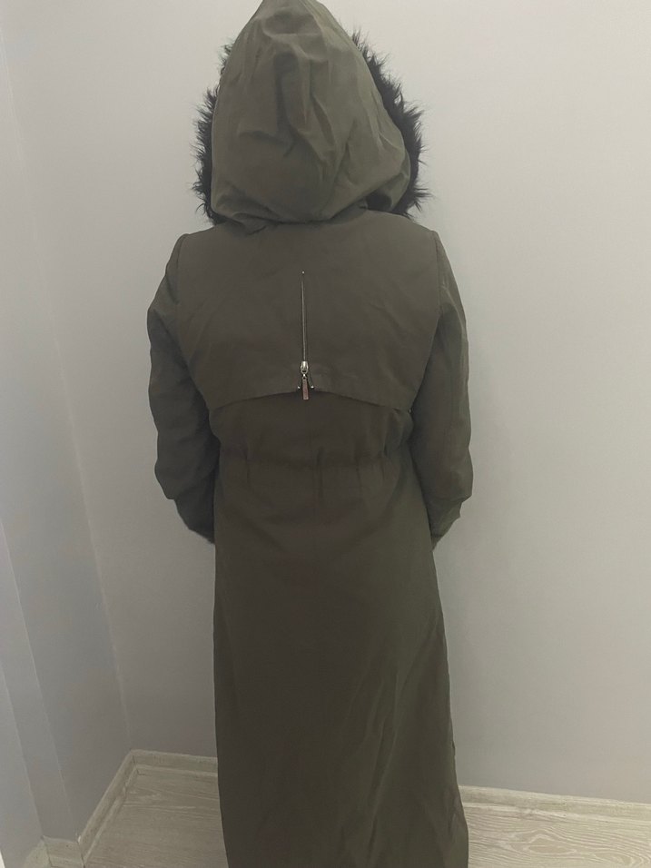 Kapüşonlu Uzun Haki mont - Görsel 4