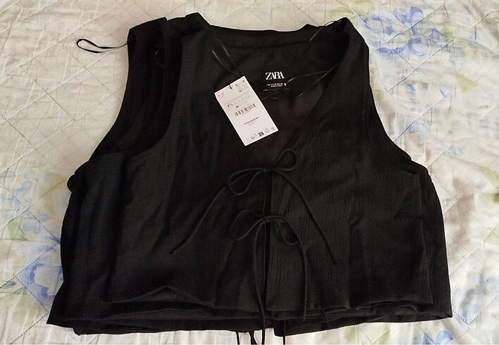 Zara Zara dokulu crop yelek