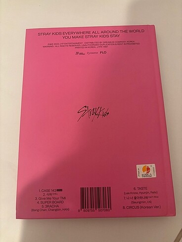 stray kids maxident album full icerik