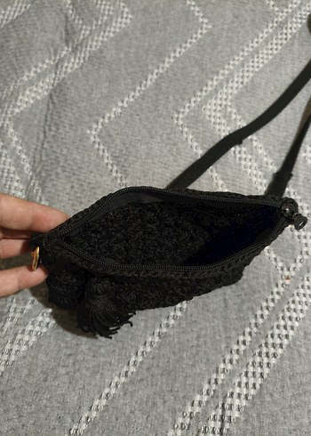 Püsküllü Siyah Örgü Kadın Çanta - Görsel 3