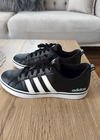 41 Beden siyah Renk Adidas Erkek Spor Ayakkabı