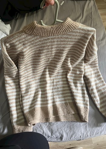 Bej Çizgili Kadın Triko Kazak - Görsel 2