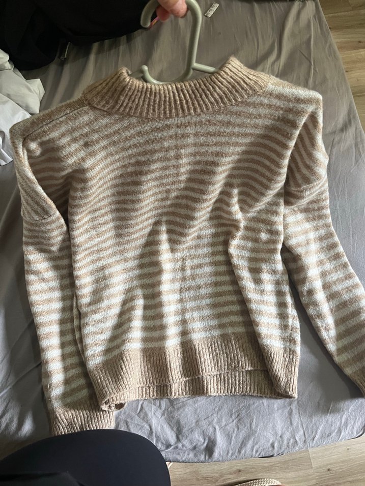 Bej Çizgili Kadın Triko Kazak - Görsel 2