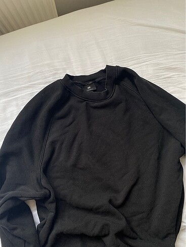 H&M sweatshirt