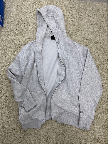 Pullandbear sweatshirt