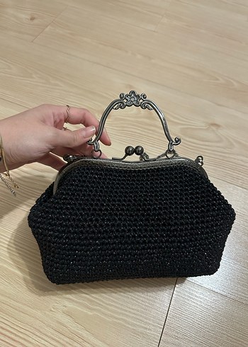 Siyah çanta - Görsel 3
