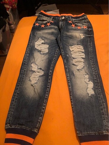 Madness national jean