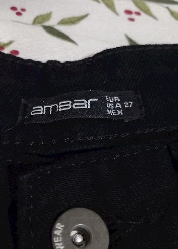 Düğmeli Siyah Mini Kadın Denim Şort - Görsel 2