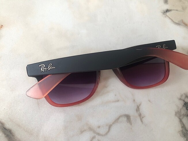 Ray Ban Güneş gözlüğü
