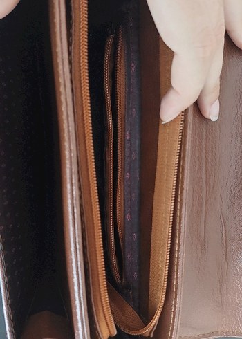 Kemer Detaylı Vintage Deri Kadın Çanta - Görsel 5