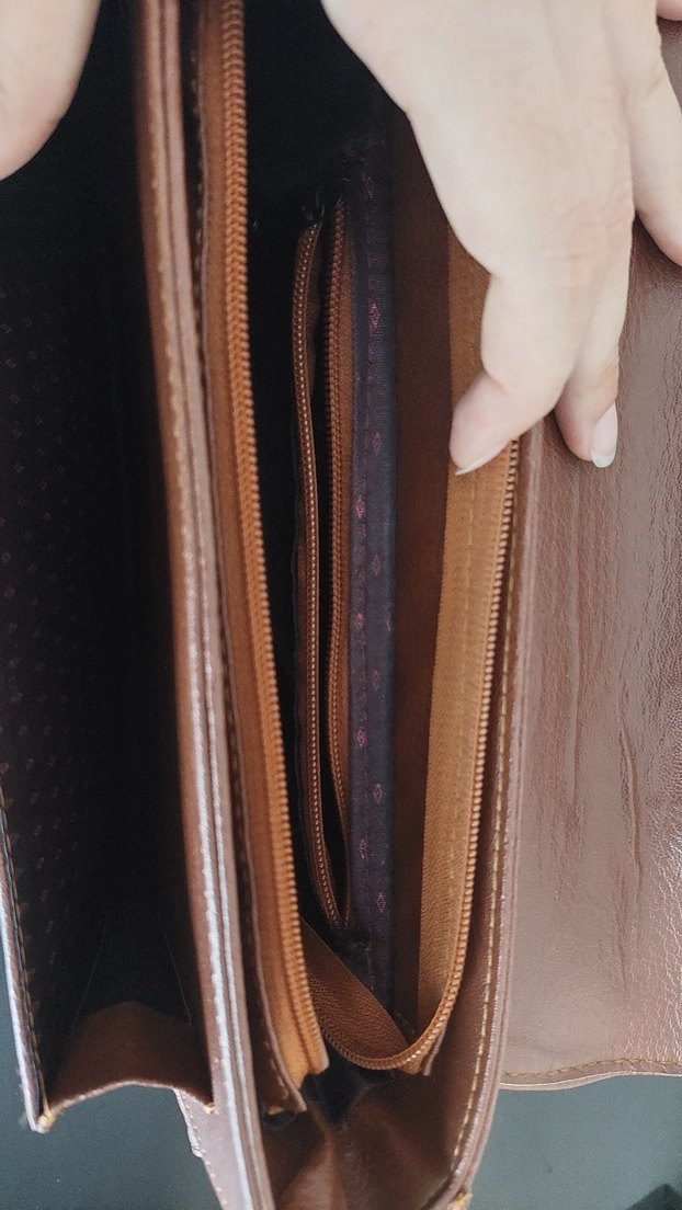 Kemer Detaylı Vintage Deri Kadın Çanta - Görsel 5