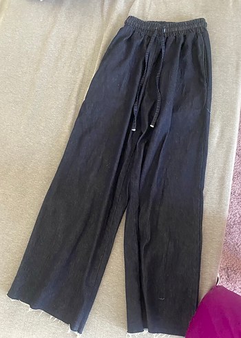 Siyah Rahat Kesim Midi Kadın Kot Pantolon