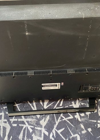 Siyah arçelik 106 ekran hd televizyon - Görsel 2