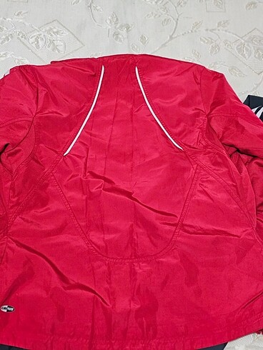 38 Beden kırmızı Renk Adidas eşortman takımı