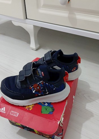 Adidas Erkek Çocuk Lacivert Cırt Cırtlı Spor Ayakkabı