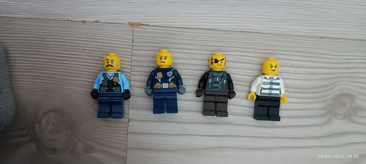 Mavi Polis Helikopteri Aksiyon Figürü LEGO Cıty - Görsel 5