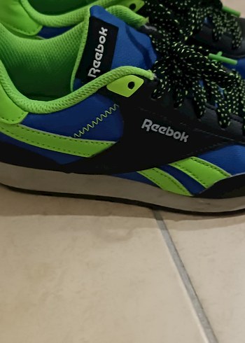 Reebok 34