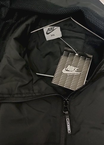 Nike Siyah Fermuarlı Uzun Kollu Yağmurluk - Görsel 2