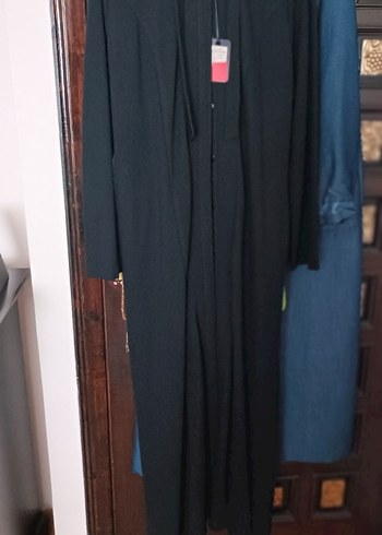 40 Beden Tuğba siyah bayan pardesü