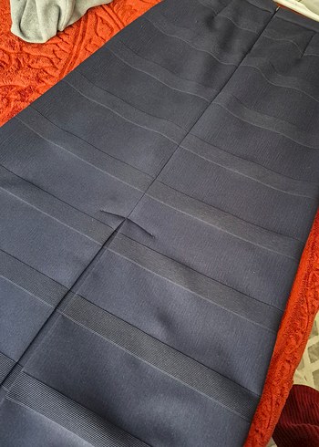 Lacivert Uzun Etek - Görsel 3