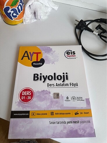 Biyoloji kitabı
