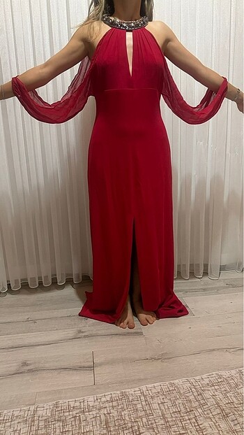 Zara Kırmızı Abiye