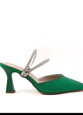Zara Yeşil taşlı topuklu ayakkabı 
