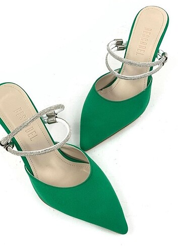 37 Beden yeşil Renk Yeşil taşlı topuklu ayakkabı 